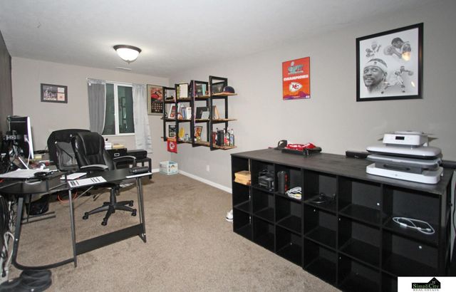 11811 N 142nd St. Street, Waverly, NE 68462