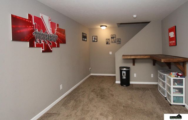 11811 N 142nd St. Street, Waverly, NE 68462