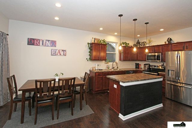 11811 N 142nd St. Street, Waverly, NE 68462