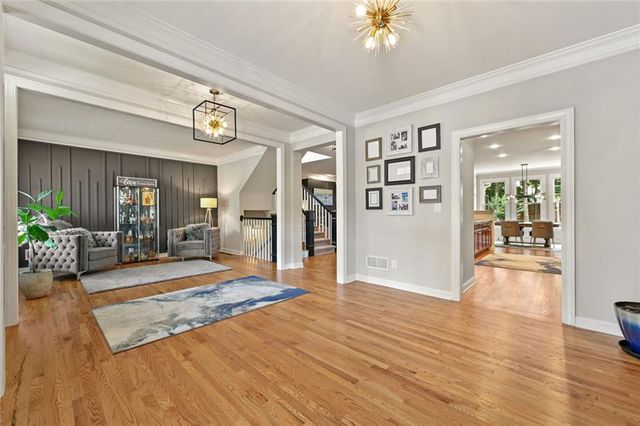 7305 Hedgewood Way, Hoschton, GA 30548