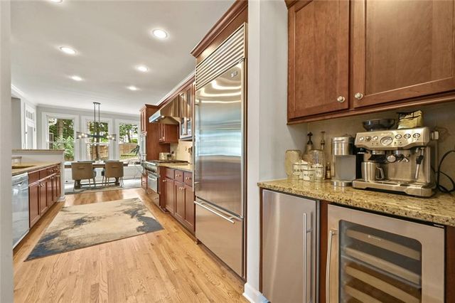 7305 Hedgewood Way, Hoschton, GA 30548
