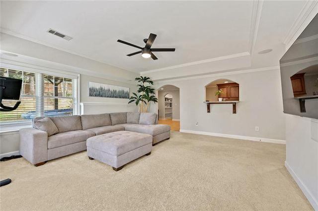 7305 Hedgewood Way, Hoschton, GA 30548