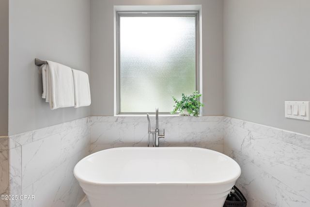 435 Bay Shore Drive, Panama City Beach, FL 32407