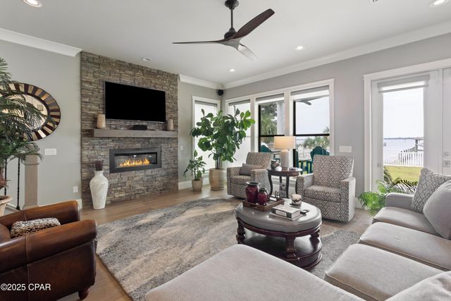 435 Bay Shore Drive, Panama City Beach, FL 32407