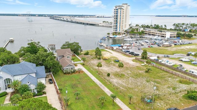 435 Bay Shore Drive, Panama City Beach, FL 32407