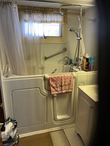 251 Fuller Rd, Chicopee, MA 01020