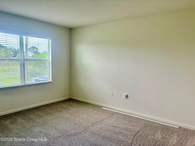 859 Serenade Street NW, Palm Bay, FL 32907