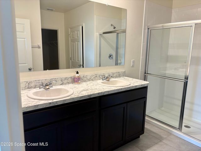 859 Serenade Street NW, Palm Bay, FL 32907