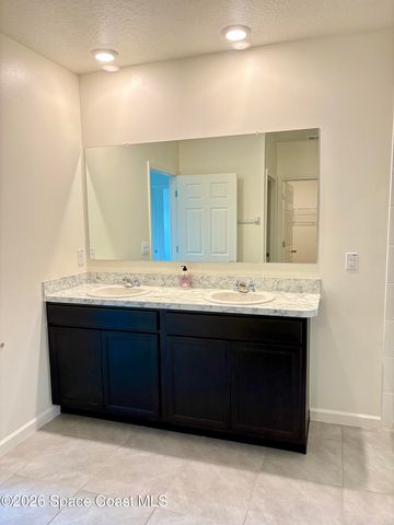 859 Serenade Street NW, Palm Bay, FL 32907