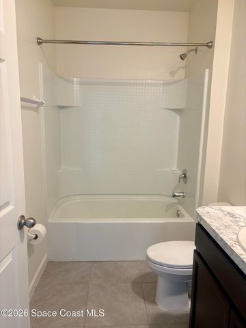 859 Serenade Street NW, Palm Bay, FL 32907