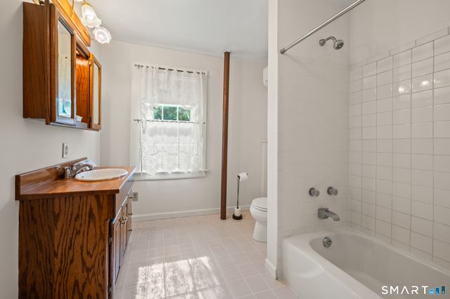 539 Hopewell Road, Glastonbury, CT 06073