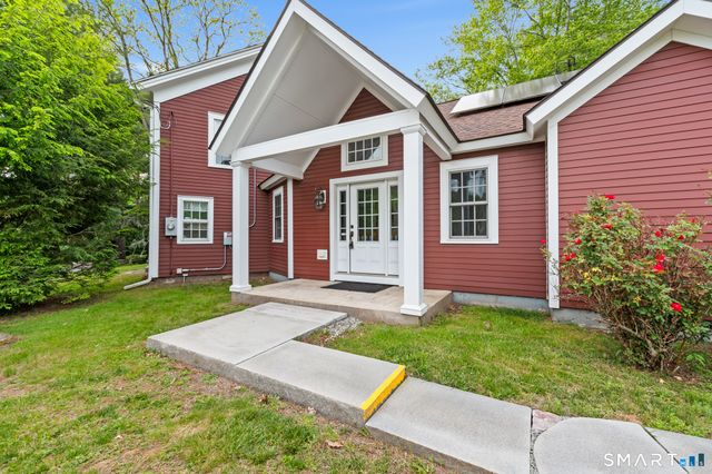 539 Hopewell Road, Glastonbury, CT 06073
