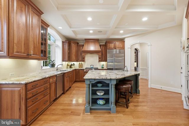 1889 VIRGINIA AVE, Mclean, VA 22101