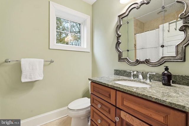 1889 VIRGINIA AVE, Mclean, VA 22101