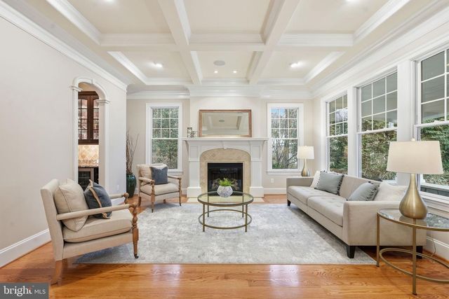 1889 VIRGINIA AVE, Mclean, VA 22101