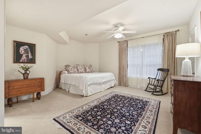 1889 VIRGINIA AVE, Mclean, VA 22101