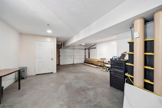 110 Redwood Ave, Paterson City, NJ 07522