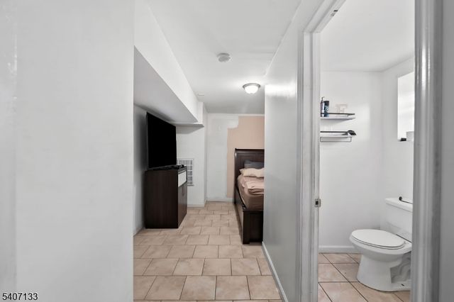 110 Redwood Ave, Paterson City, NJ 07522