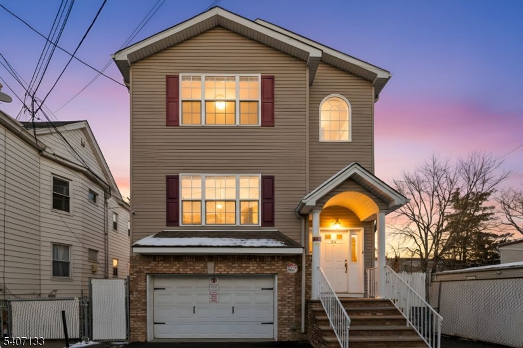 110 Redwood Ave, Paterson City, NJ 07522