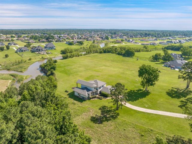 145 Grandview Boulevard, Montgomery, TX 77356