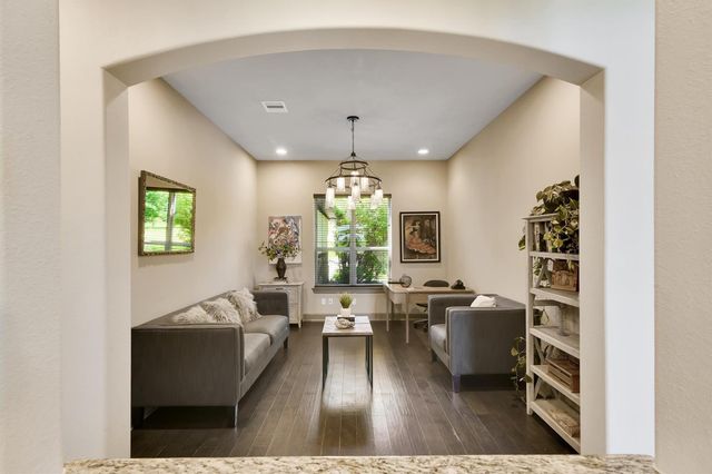 145 Grandview Boulevard, Montgomery, TX 77356