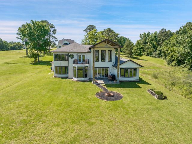 145 Grandview Boulevard, Montgomery, TX 77356