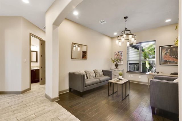 145 Grandview Boulevard, Montgomery, TX 77356