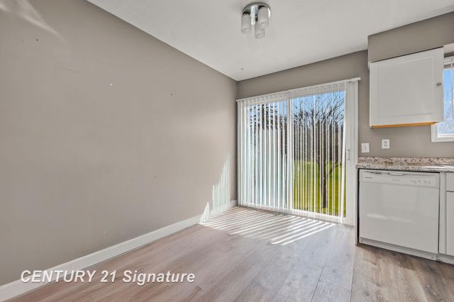 256 River Road, Thomas, MI 48609