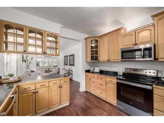 2320 Dexter St, Denver, CO 80207