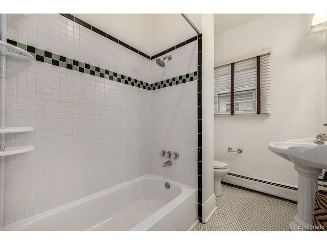 2320 Dexter St, Denver, CO 80207