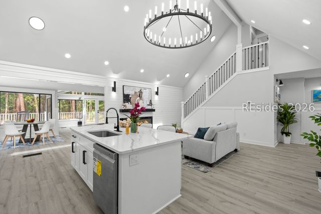 30 Sweet Bay Ln, Hilton Head Island, SC 29926