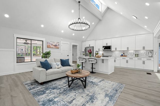 30 Sweet Bay Ln, Hilton Head Island, SC 29926