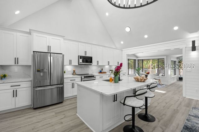 30 Sweet Bay Ln, Hilton Head Island, SC 29926