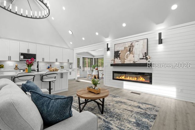 30 Sweet Bay Ln, Hilton Head Island, SC 29926