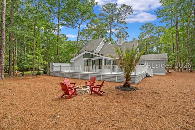 30 Sweet Bay Ln, Hilton Head Island, SC 29926