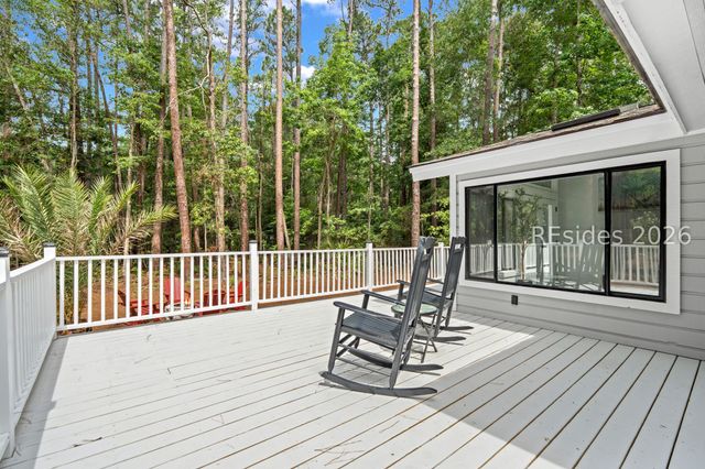 30 Sweet Bay Ln, Hilton Head Island, SC 29926