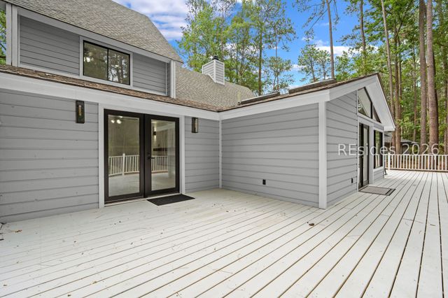 30 Sweet Bay Ln, Hilton Head Island, SC 29926
