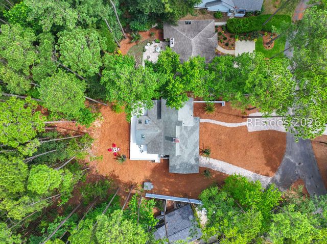 30 Sweet Bay Ln, Hilton Head Island, SC 29926