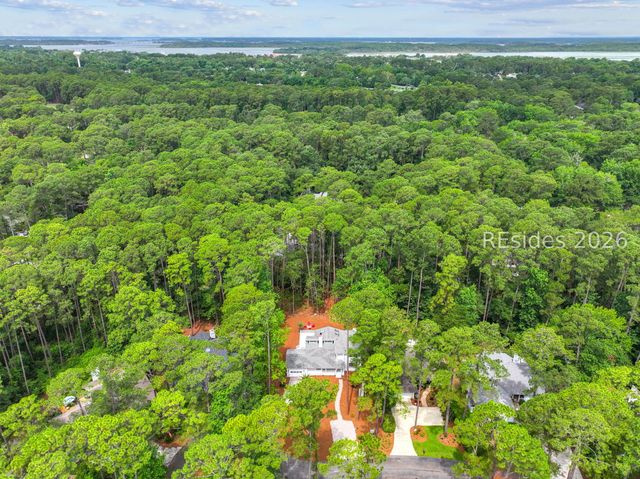 30 Sweet Bay Ln, Hilton Head Island, SC 29926