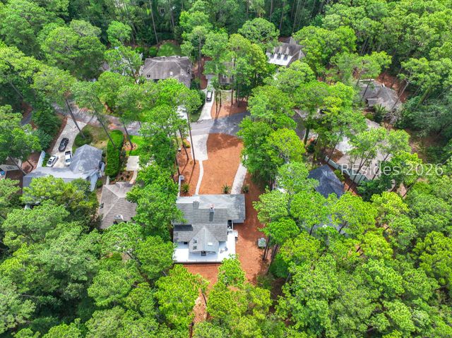 30 Sweet Bay Ln, Hilton Head Island, SC 29926