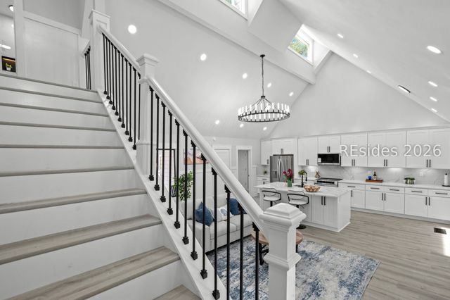 30 Sweet Bay Ln, Hilton Head Island, SC 29926