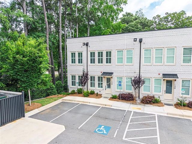 9040 Main Street 128, Woodstock, GA 30188