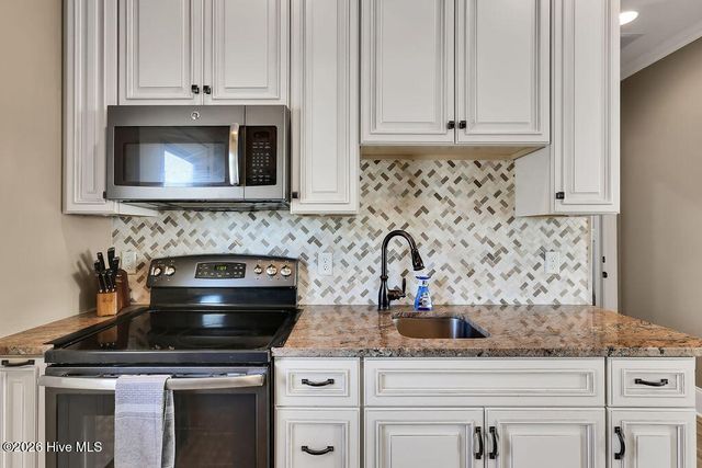 570 Virginia Road, Southport, NC 28461