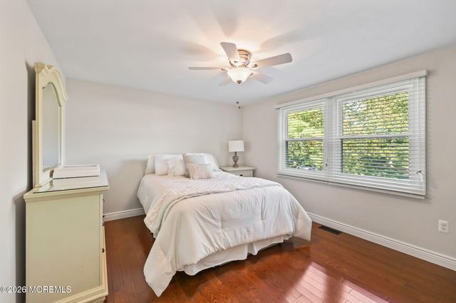 22 Knox Lane, Englishtown, NJ 07726