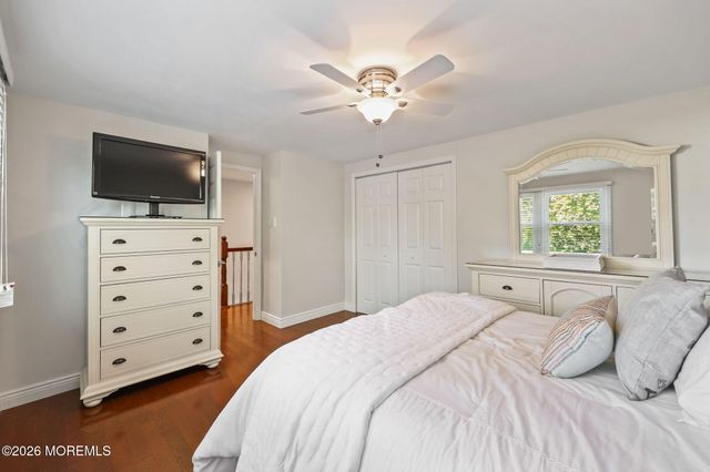22 Knox Lane, Englishtown, NJ 07726