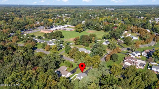 22 Knox Lane, Englishtown, NJ 07726
