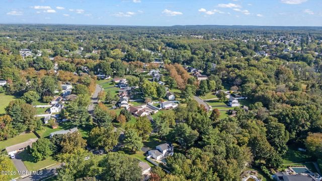 22 Knox Lane, Englishtown, NJ 07726
