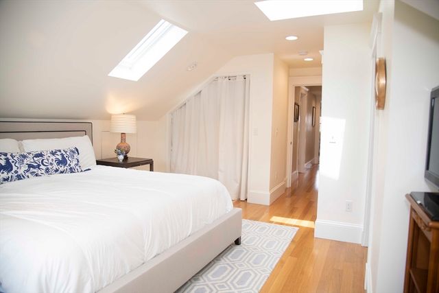 3 Chester Rd 3, Belmont, MA 02478