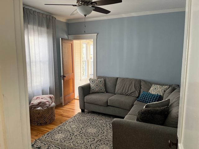 3 Chester Rd 3, Belmont, MA 02478