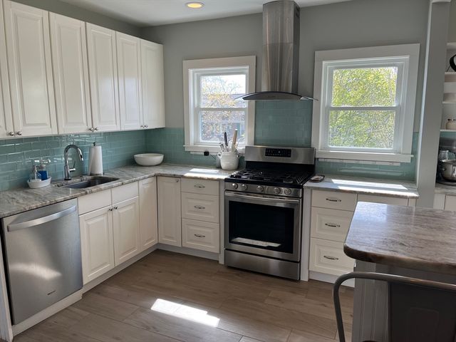3 Chester Rd 3, Belmont, MA 02478